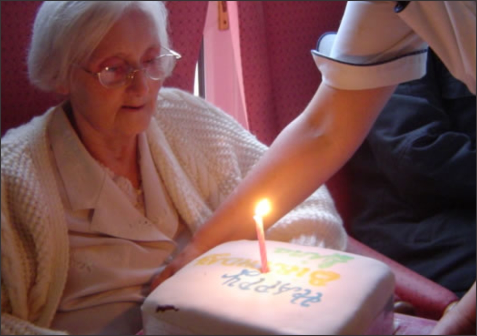 Celebrating Birthdays in Assisted Living