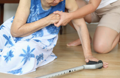 How Seniors Can Reduce the Risk of Falls at Home